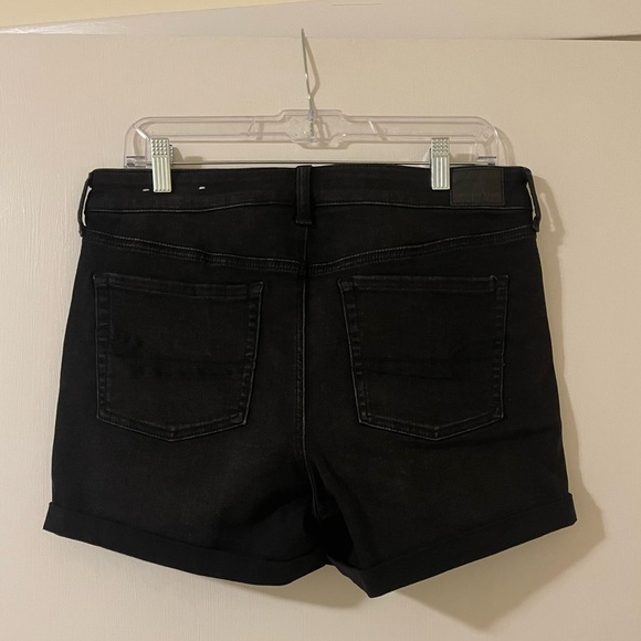American Eagle 4 Button High Waist Black Stretchy Shorts. Never Worn. - Picture 4 of 5